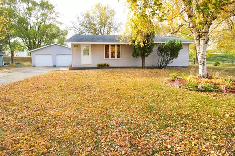 1205 Park Ln, Sauk Centre, MN 56378