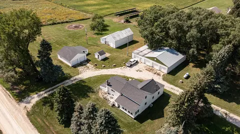 8014 Highway 30 SW, Stewartville, MN 55976