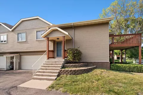 6941 Polaris Ln N, Maple Grove, MN 55311