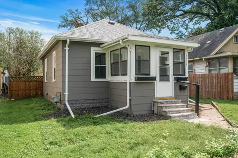3428 Halifax Ave N, Robbinsdale, MN 55422
