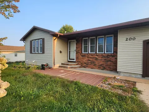 200 5th Ave NE, Plainview, MN 55964 photo 2