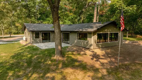 5579 Lower Ten Mile Lake Rd NW, Hackensack, MN 56452
