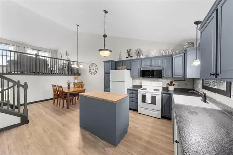 1725 Redhead Ave, Baldwin, WI 54002