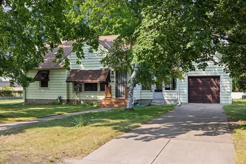 3006 53rd Ave N, Brooklyn Center, MN 55430