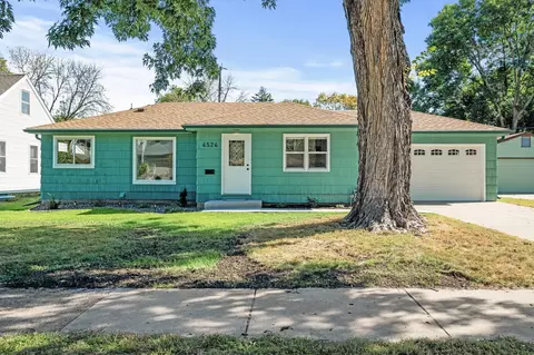 4524 Yates Ave N, Crystal, MN 55422