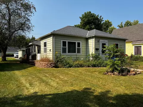 115 1st Ave, Madison, MN 56256