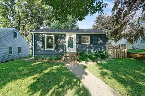 1810 Cleveland St NE, Minneapolis, MN 55418