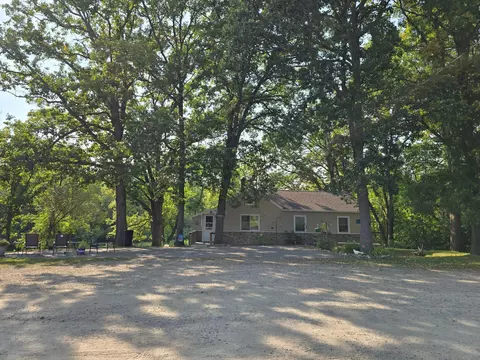 Exterior - 39 Front St, Littlefork, MN 56653 photo 5 of 7