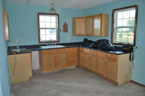 515 W Main St, Ceylon, MN 56121 photo 4