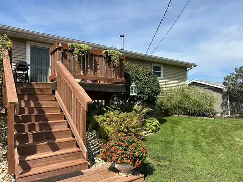 325 6th St NW, Plainview, MN 55964 photo 6