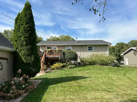 325 6th St NW, Plainview, MN 55964 photo 5