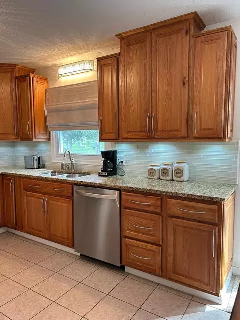325 6th St NW, Plainview, MN 55964 photo 14