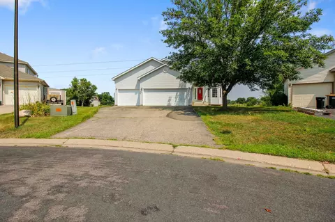 1277 Fireside Ct, Shakopee, MN 55379
