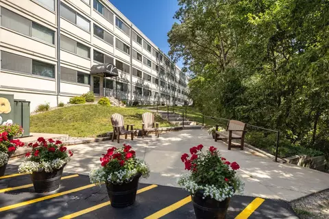 2100 Valkyrie Dr NW #210, Rochester, MN 55901