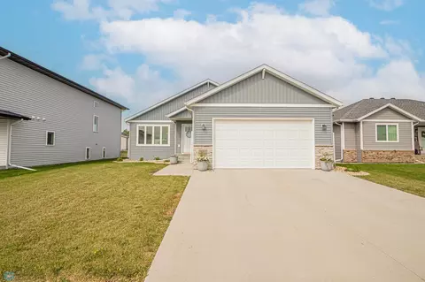 303 6th St E, Horace, ND 58047 photo 39