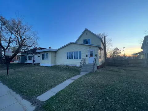 813 Minnesota Ave NW, Bemidji, MN 56601