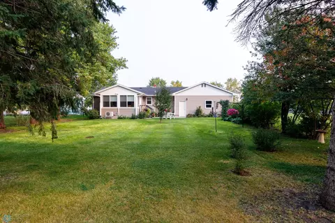 357 3rd St E, Halstad, MN 56548 photo 28