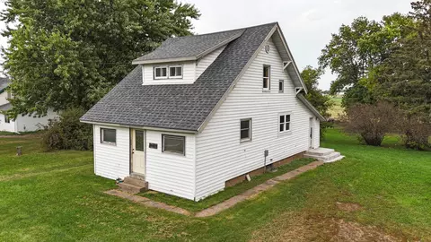 27230 93rd St, Buckman, MN 56364
