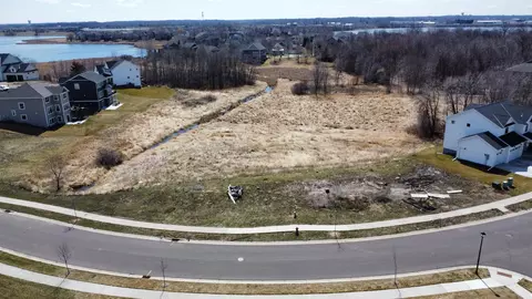 6993 Lakewood Dr NE, Albertville, MN 55301