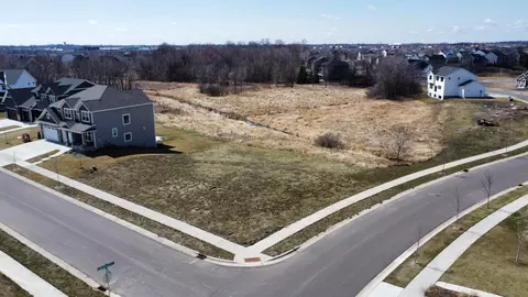 6972 Lakewood Ct NE, Albertville, MN 55301