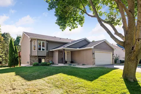 12395 89th Pl N, Maple Grove, MN 55369