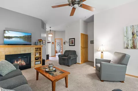 29573 Mentzer Ct, Lindstrom, MN 55045 photo 5