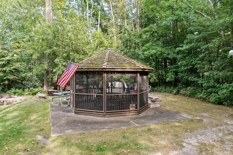 29573 Mentzer Ct, Lindstrom, MN 55045 photo 32