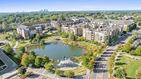 2540 38th Ave NE #201, Saint Anthony, MN 55421