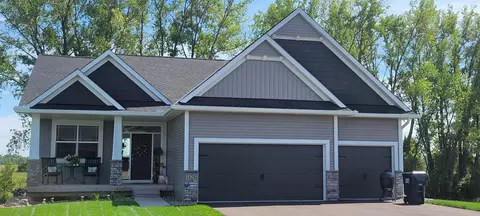1700 Spruce St, Farmington, MN 55024