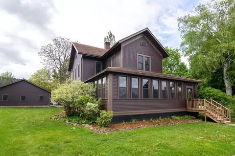 203 Pine St, Glenwood City, WI 54013