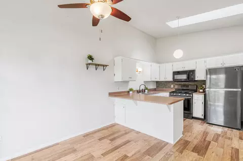 4455 Clover Ln #B, Eagan, MN 55122 photo 10