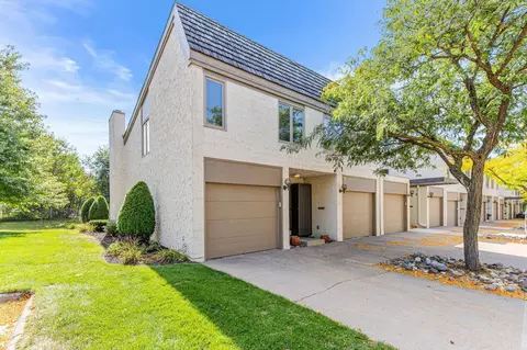 3777 Towndale Dr, Minneapolis, MN 55431