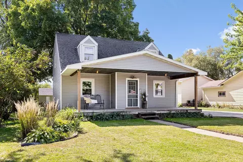 221 Park St E, New Germany, MN 55367