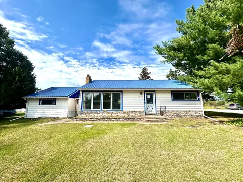 511 NW 16th Ave, Grand Rapids, MN 55744