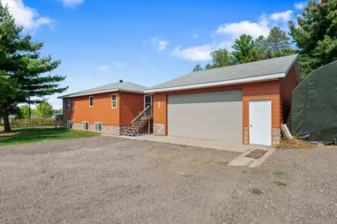 5 NE 20th St, Grand Rapids, MN 55744