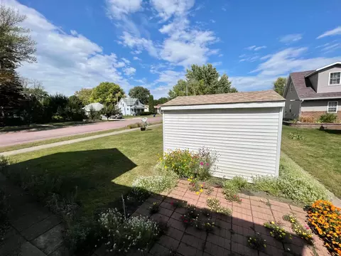 302 E Sanborn St, Springfield, MN 56087 photo 38