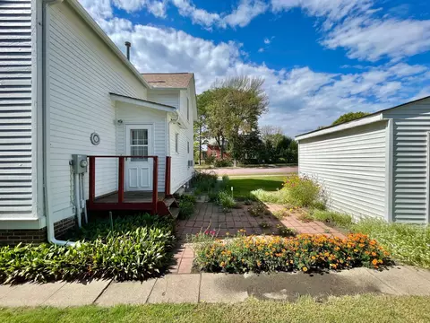302 E Sanborn St, Springfield, MN 56087 photo 34