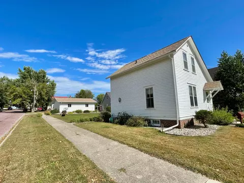 302 E Sanborn St, Springfield, MN 56087 photo 36