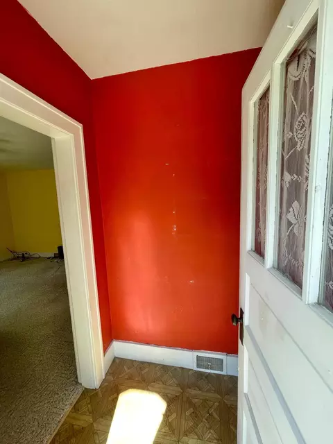 302 E Sanborn St, Springfield, MN 56087 photo 6