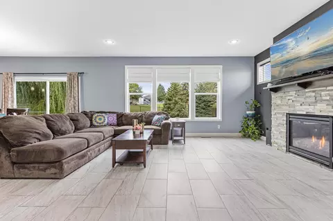 1116 Stonebridge Path, Jordan, MN 55352 photo 7