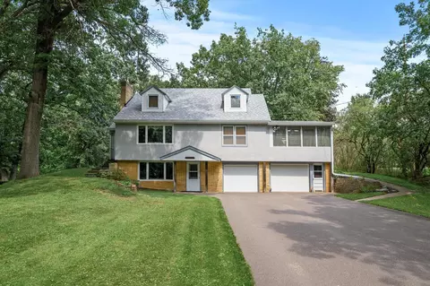 3745 Briarwood Ave, Mahtomedi, MN 55115