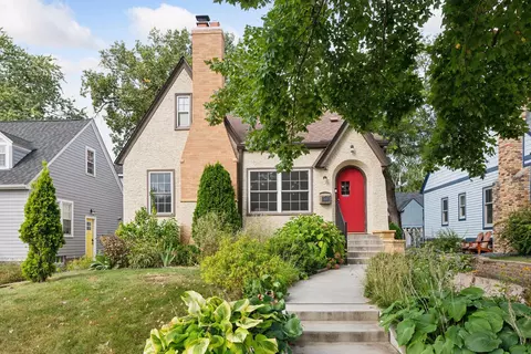 2107 Watson Ave, Saint Paul, MN 55116