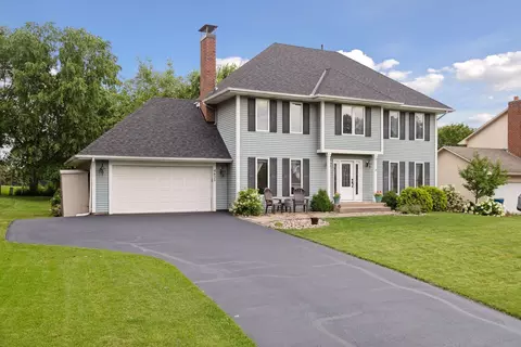 4625 Juneau Ln N, Plymouth, MN 55446