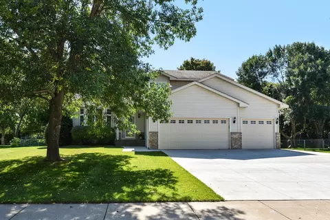 13340 Hynes Rd, Rogers, MN 55374