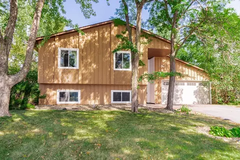 14904 92nd Pl N, Maple Grove, MN 55369