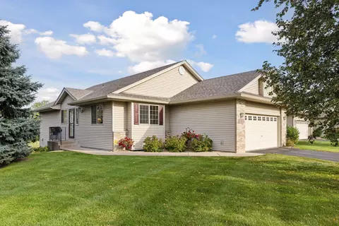 13112 Europa Trl N, Hugo, MN 55038