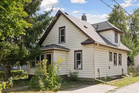 2015 E 34th St, Minneapolis, MN 55407
