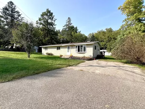 200 8th St W, Browerville, MN 56438