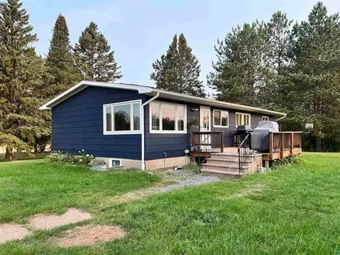 9482 W Homestead Rd, Poplar, WI 54864