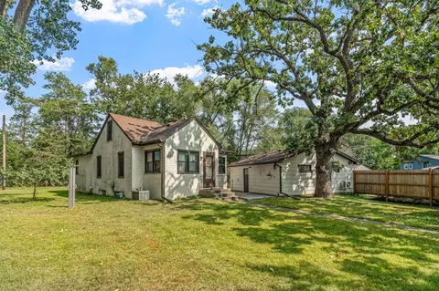 103 Trussel Ave, Champlin, MN 55316